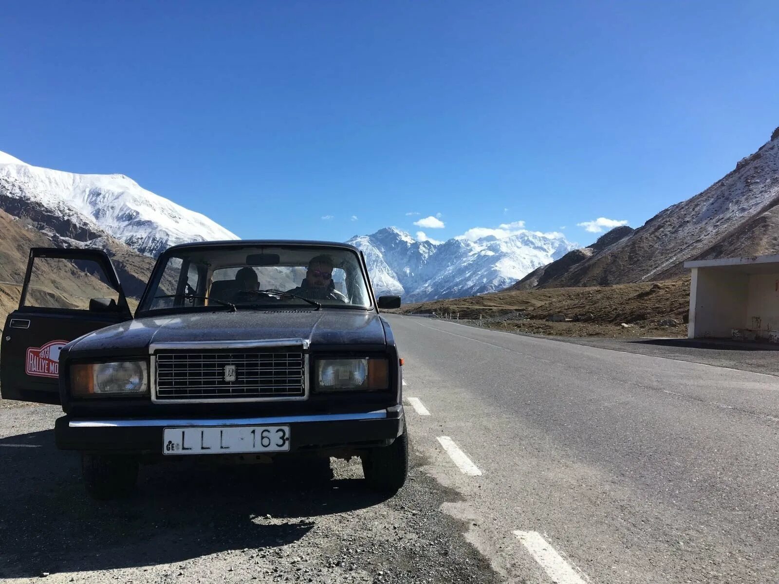 Куплю автомобиль грузия. Грузинский автомобиль. Машины в Грузии. Автомобили из Грузии.