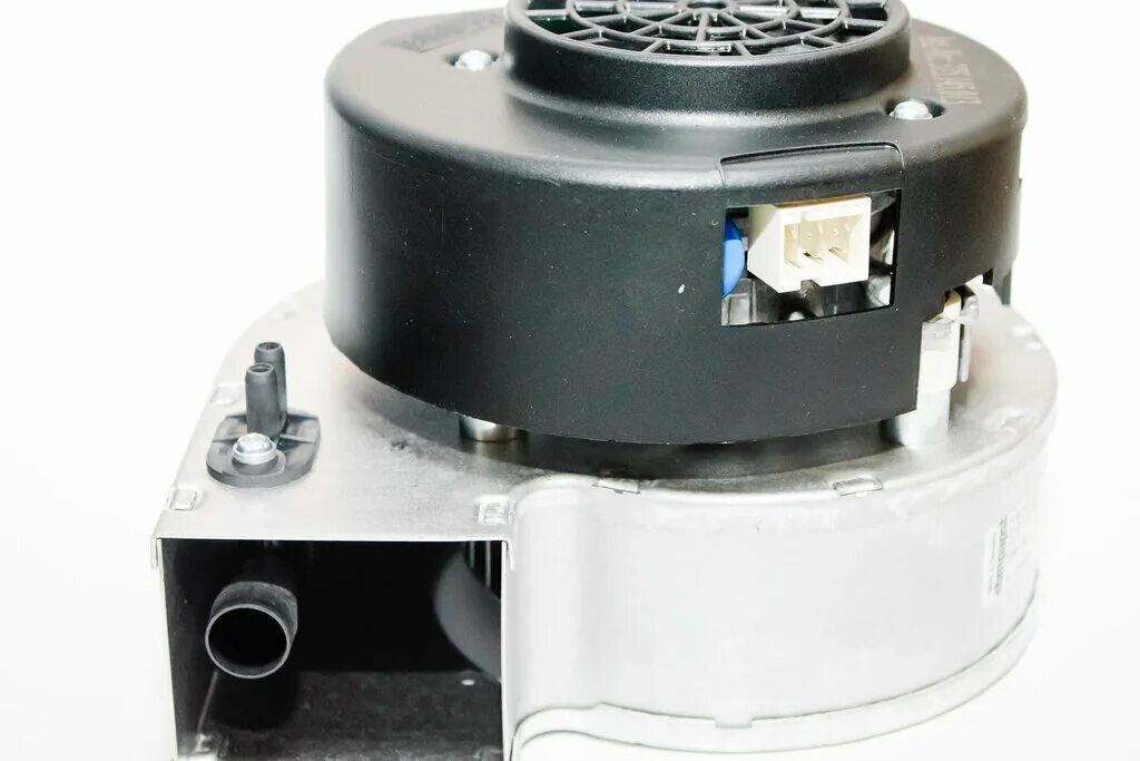 заводская коробка. котлы солнечногорск. твердотопливная котельная в частном доме. паровой котел daeyeol dmi-400f. хартек котёл.