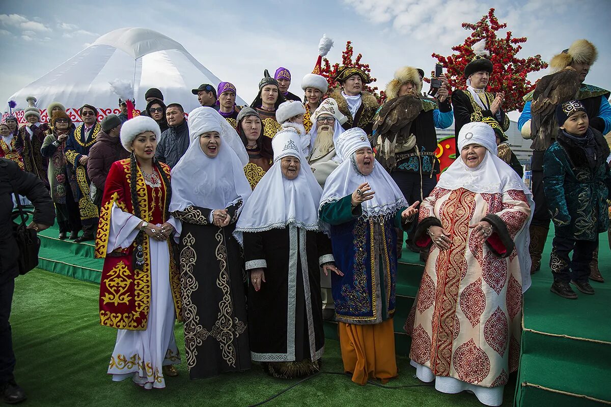 Наурыз в Казахстане. Праздник Наурыз в Казахстане. С праздником Наурыз. Фестиваль Наурыз в Казахстане.