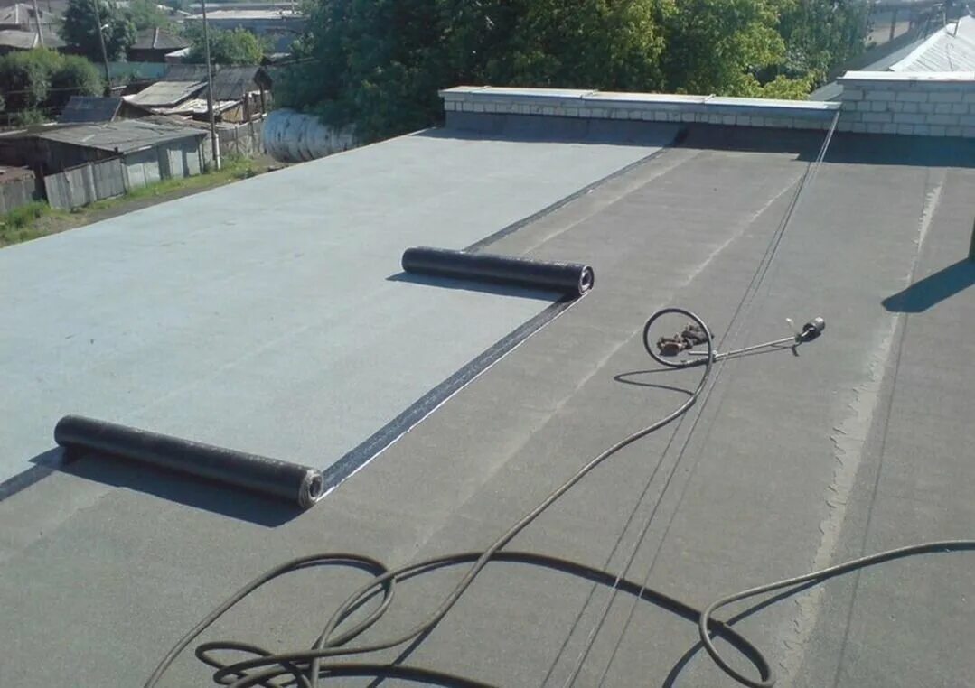 Плоская наплавляемая кровля. Разуклонка в наплавляемой кровле. Мягкая наплавляемая кровля ТЕХНОНИКОЛЬ. ТЕХНОНИКОЛЬ мягкая плоская кровля. Мягкая кровля на плоской крыше