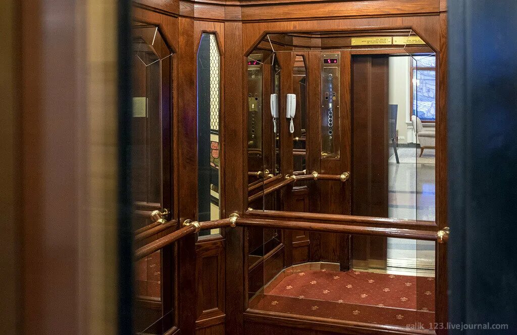 доходный дом муяки лифт. дореволюционные лифты в санкт-петербурге. лифт в гостинице метрополь. Vek лифты. лифт thyssenkrupp шахта.