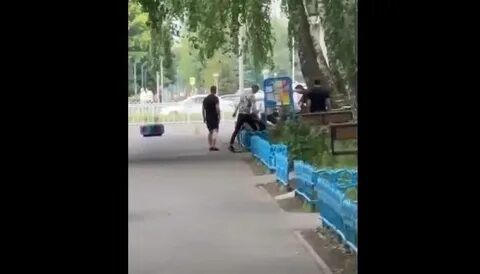 Набережные челны избили