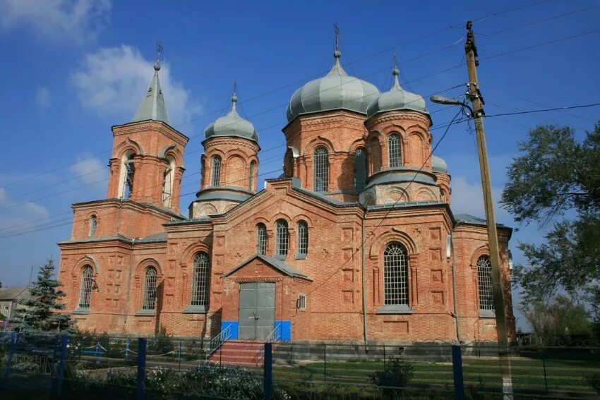 Погода село новомихайловское красногвардейского района. Храм Успения Пресвятой Богородицы Красногвардейский раон. Храмы с.Красногвардейское,Ставропольский край. Красногвардейское церкви Ставропольский край. Церковь Пресвятой Богородицы Красногвардейский район.