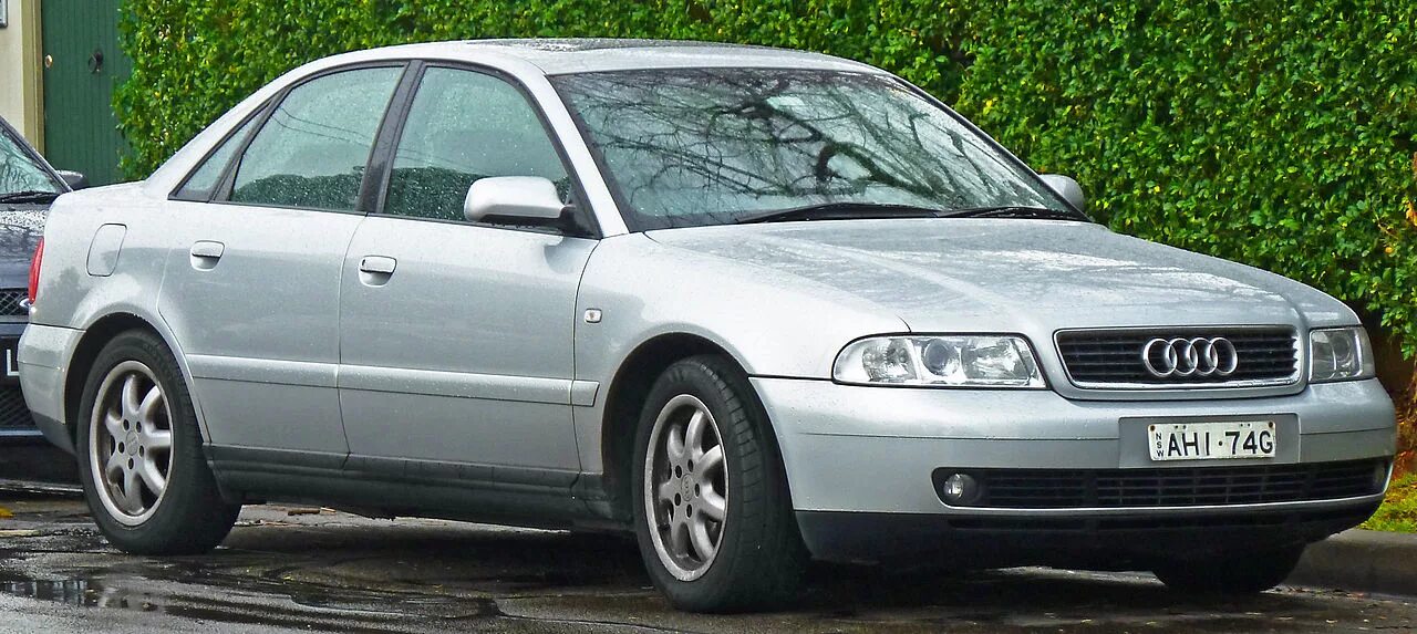 Ауди а4 б5 1.8 купить. Audi a4 1999. Audi a4 b5 1999. Audi a4 1999 1.8. Ауди а4 1999.