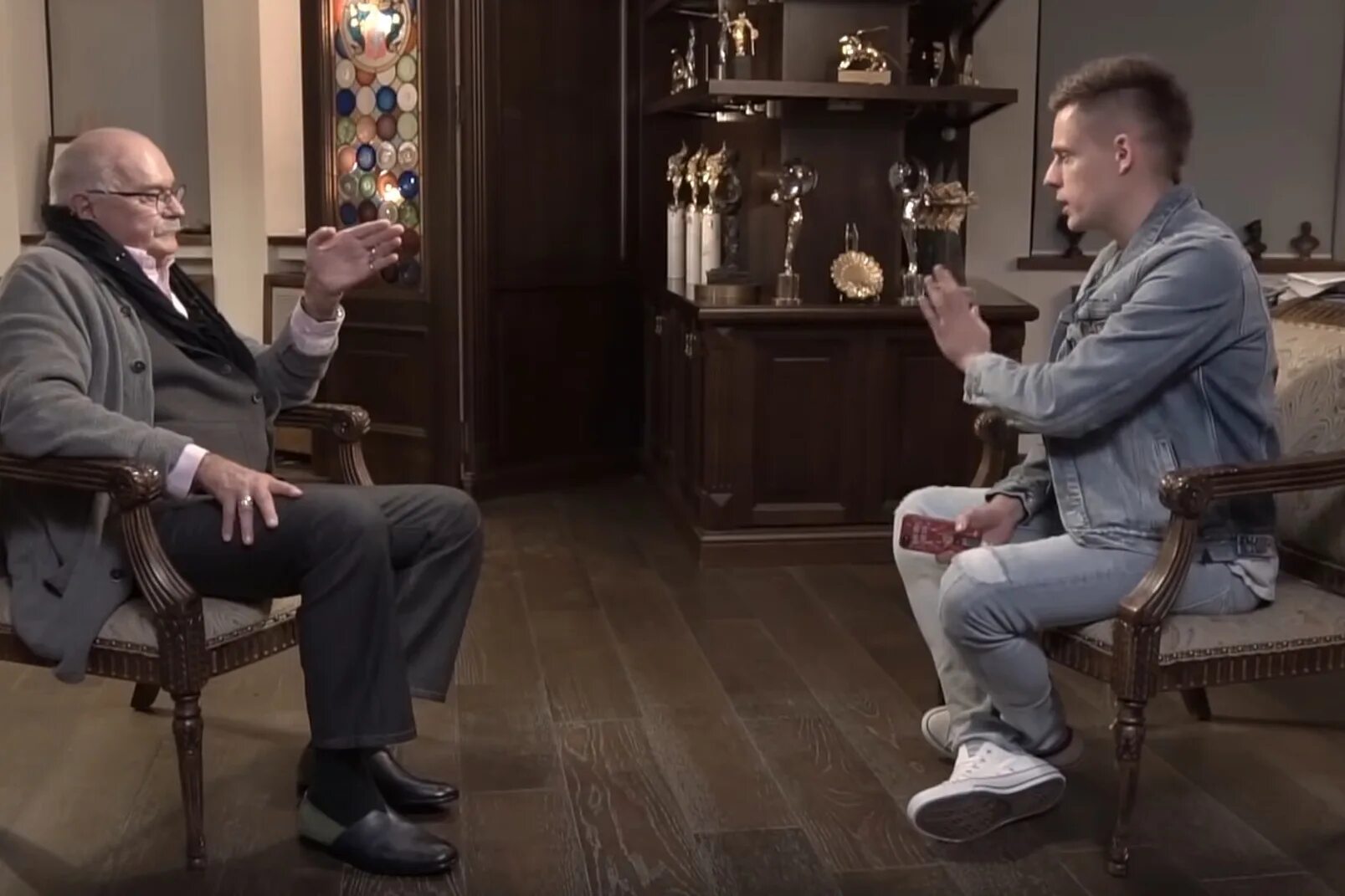 Михалков интервью. Никита михалков дудь. юрий дудь интервью с михалковым. дудь и михалков интервью. юрий дудь никита михалков.