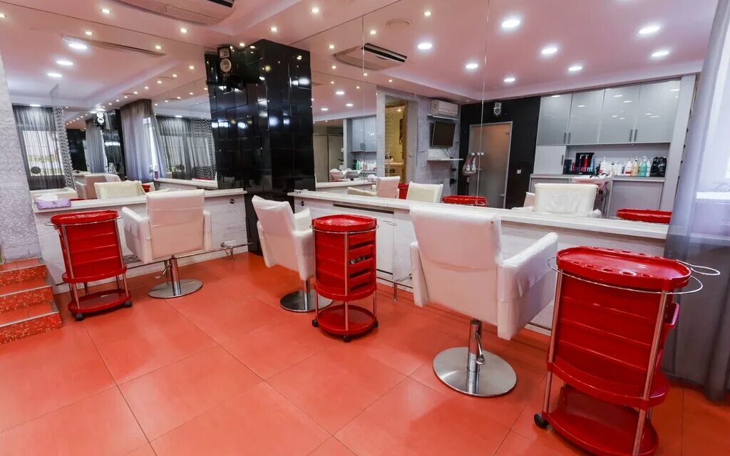 крутые салоны красоты в москве. салон красоты парикмахерская. салон парикмахерская. красные ворота парикмахерская. салон красоты matreshka москва.