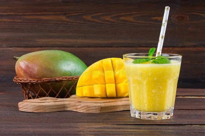 Matcha latte ингредиенты. Боуско манго мята. Смузи манго мята. Манго мята. Манго мята.