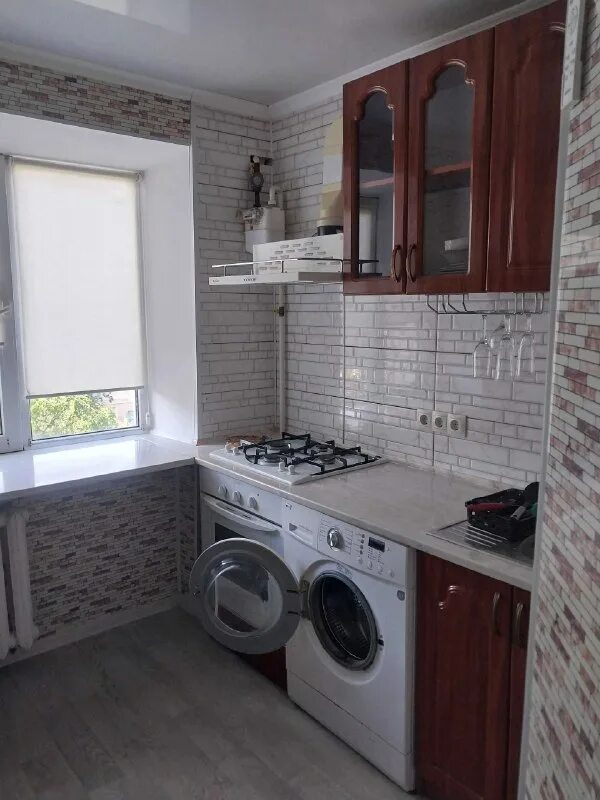 сниму квартиру в мелитополе на длительный срок недорого. купить квартиру в мелитополе. продажа квартир в мелитополе. недвижимость мелитополя. мелитополь аренда квартир.