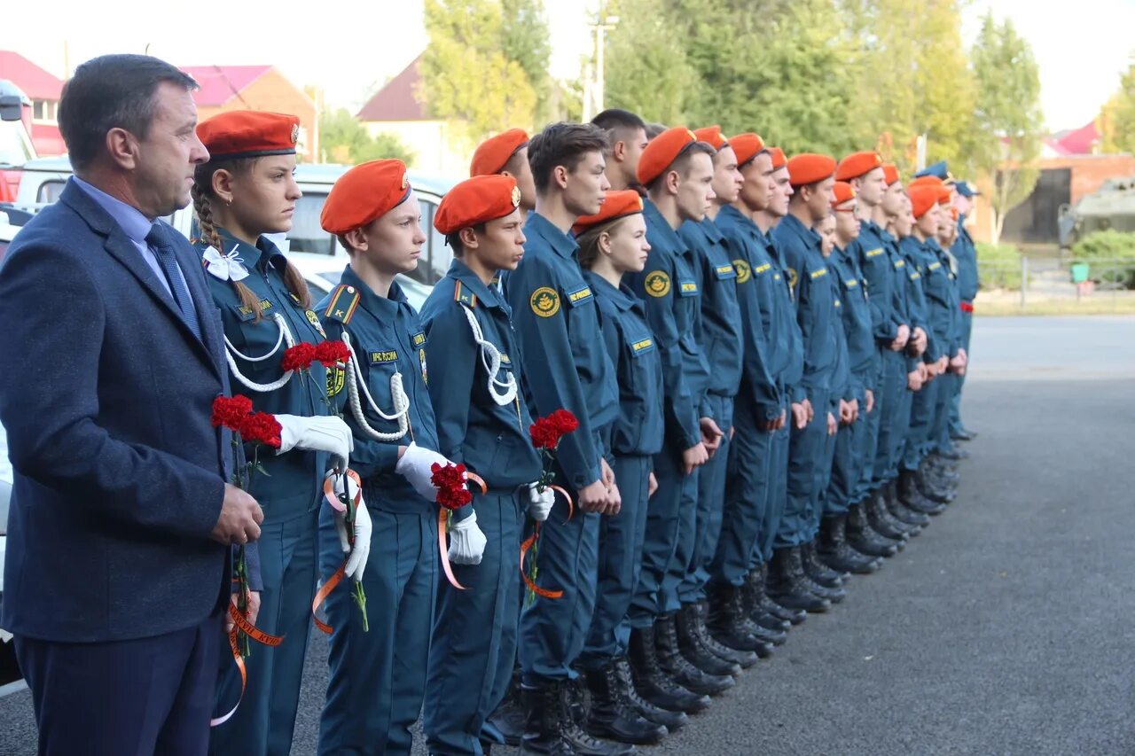 День рождения бузулук. 10 Отряд ФПС по Оренбургской области Бузулук. МЧС Бузулук. Юбилей МЧС России. С днем рождения МЧС.