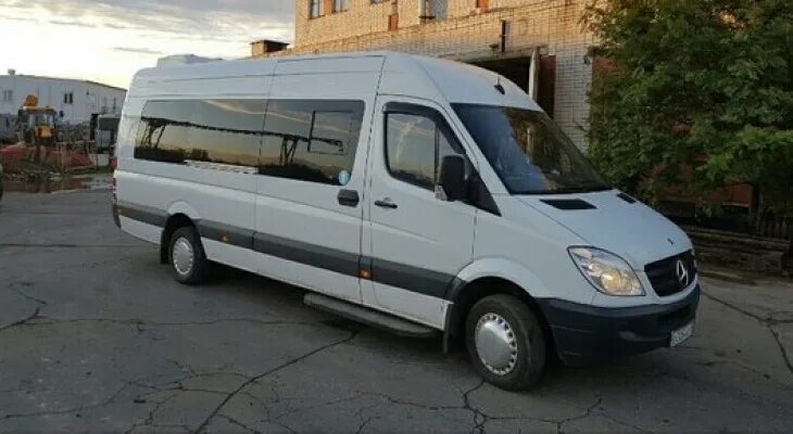 Мерседес спринтер ру. Мерседес Спринтер 35gs266. Mercedes Sprinter 1990. Mercedes Benz Sprinter 318 White. Мерседес Спринтер 906 белый.