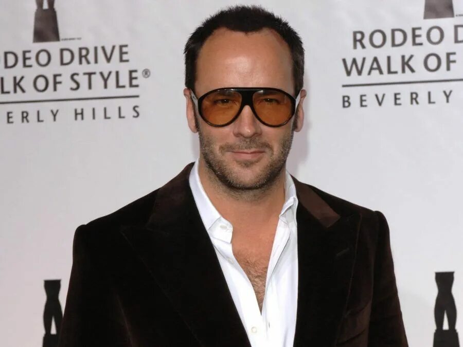Джорджио армани модельер. Tom ford. Famous designer. Famous designer. Знаменитые кутюрье.