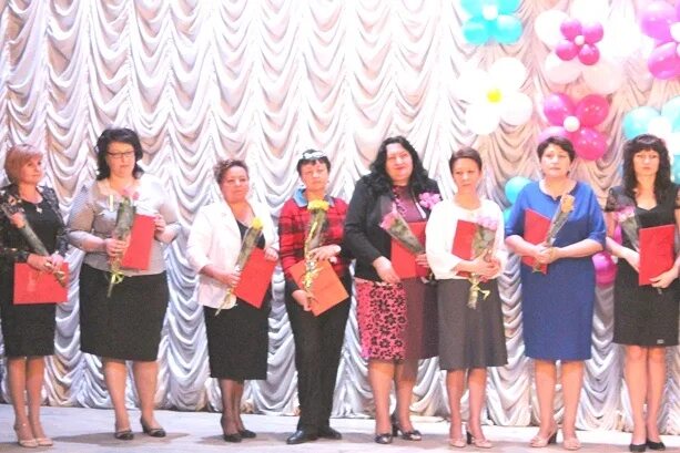 отдел образования изобильненский городской округ. изобильненский район 10 школа. образование изобильный. изобильный ставропольский край школа 3. киноконцертный зал факел изобильный.