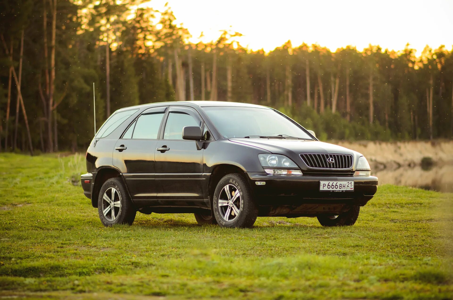 Лексус РХ 300 1 поколение. Lexus rx300 1поколения. Лексус rx300 2000.