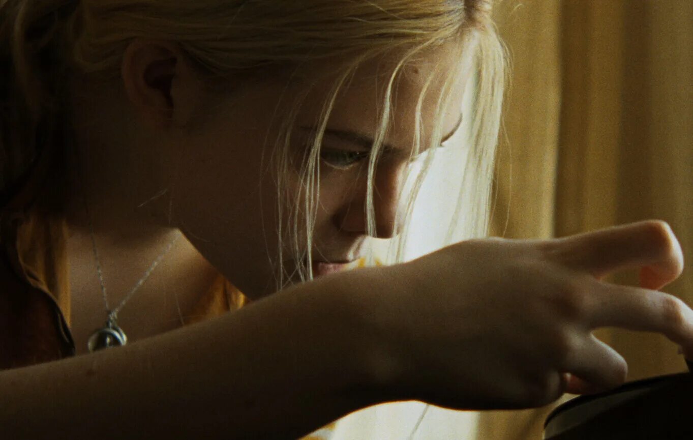 запретная дорога фильм 2007 эль фаннинг.