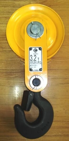 Блок бм 3. Блок монтажный бм 5тн с крюком. Блок полиспаст монтажный бм-3. Блок монтажный с крюком бм-1,6ш-01. Блок бм-3,2 без крюка.