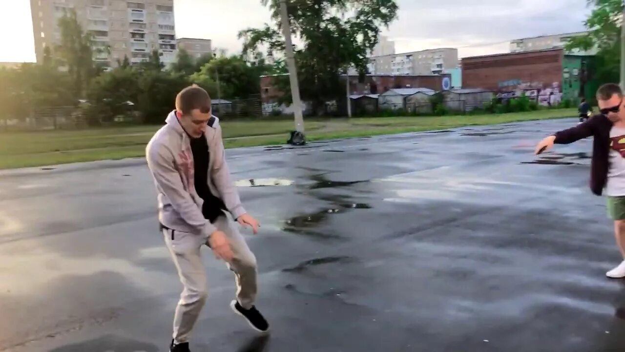 глюкоза танцующий парень