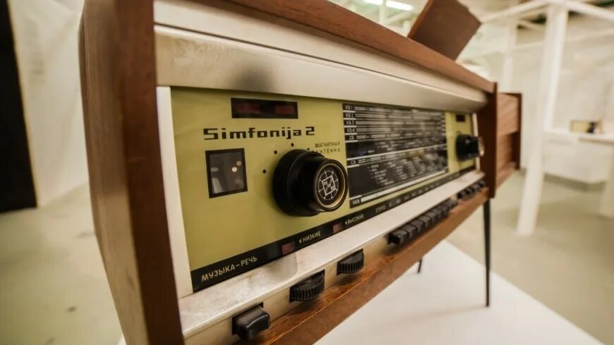 Валерий катин абакан. Виниловые пластинки. Группа меломаны 1976. Истории меломана. Коллекционеры виниловых пластинок.