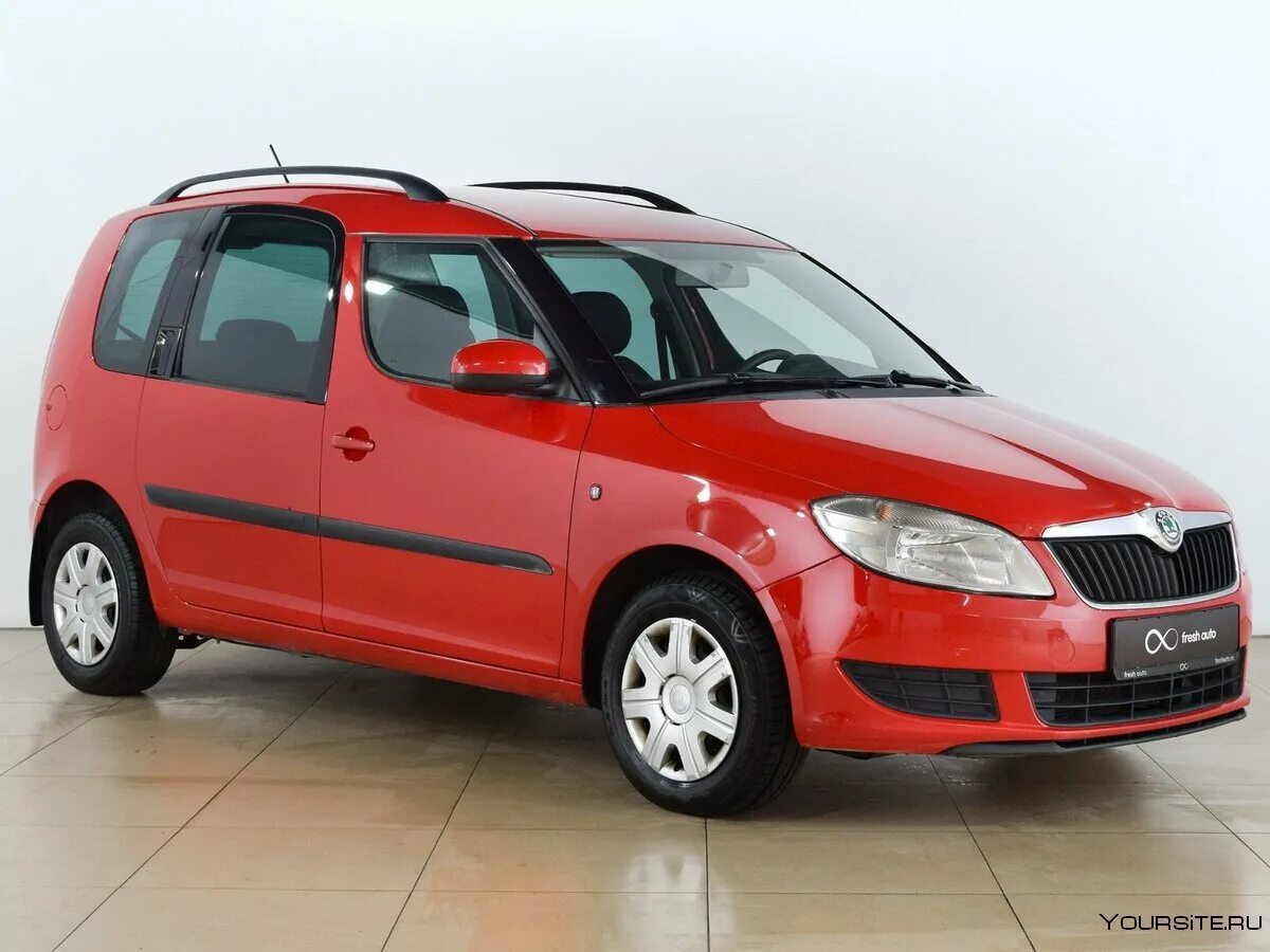 Skoda Roomster 2011. Шкода компактвэн Румстер. Шкода Румстер 1.4. Skoda Roomster 1.4 MT, 2011,. Масло шкода румстер