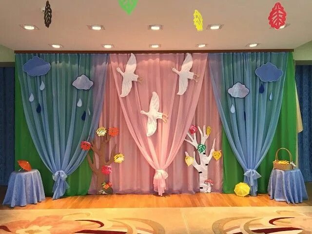 Оформление детской сцены DIY Plans For A Kids Play Theater And Stage Lay Baby Lay Lay baby lay, Playroo