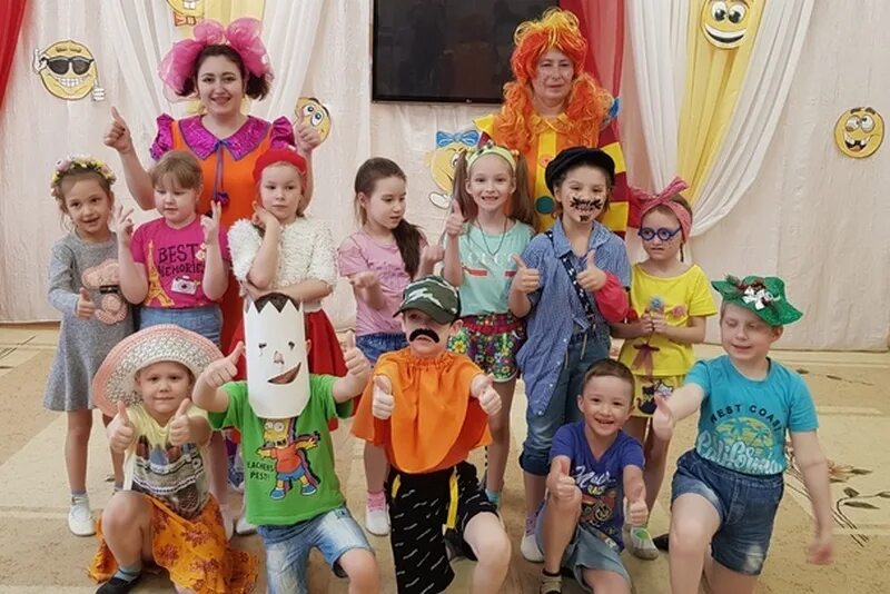 день смеха в садике. день смеха рисунки. 1 апреля день смеха для детей. аппликация клоун в старшей группе. день смеха рисунки.