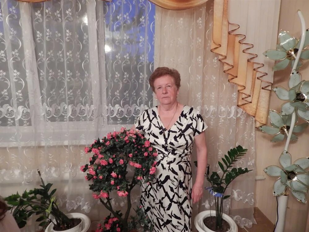 Валентину алексеевну