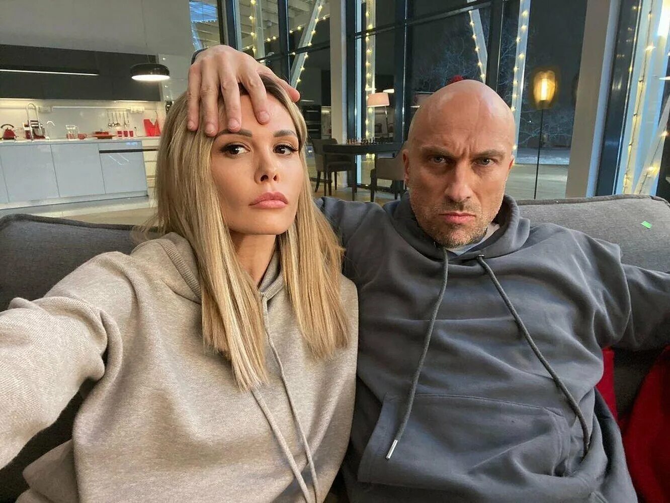 нагиев и маша горбань. нагиев и горбань. мария актриса с нагиевым. мария горбань и дмитрий нагиев кухня. нагиев и актриса в рекламе.