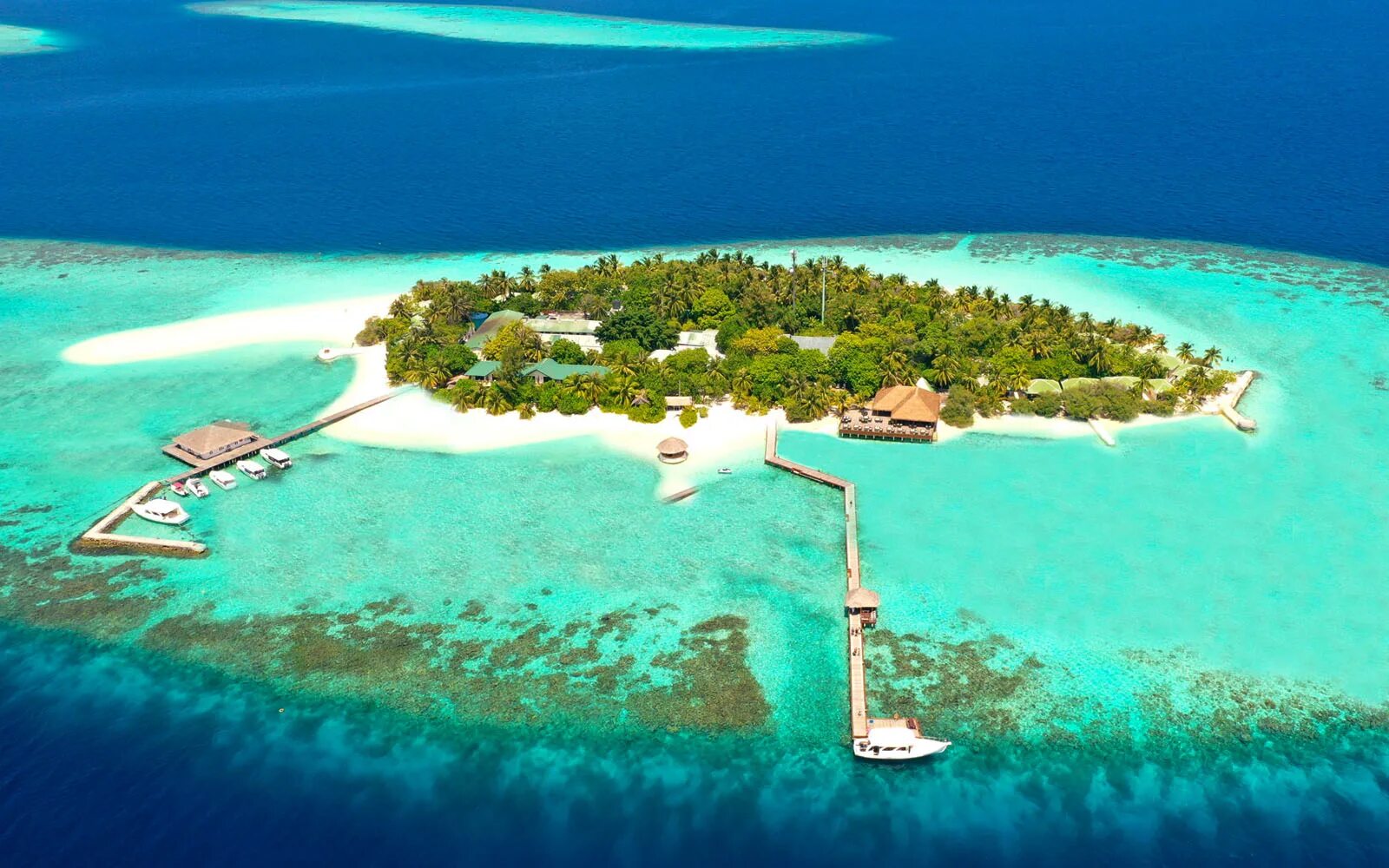 Eriyadu Island Resort Maldives. Северный Мале Атолл Мальдивы. Мале, Каафу Атолл. Eriyadu Island Resort Maldives 4 **** (Северный Мале Атолл). Eriyadu island resort 4