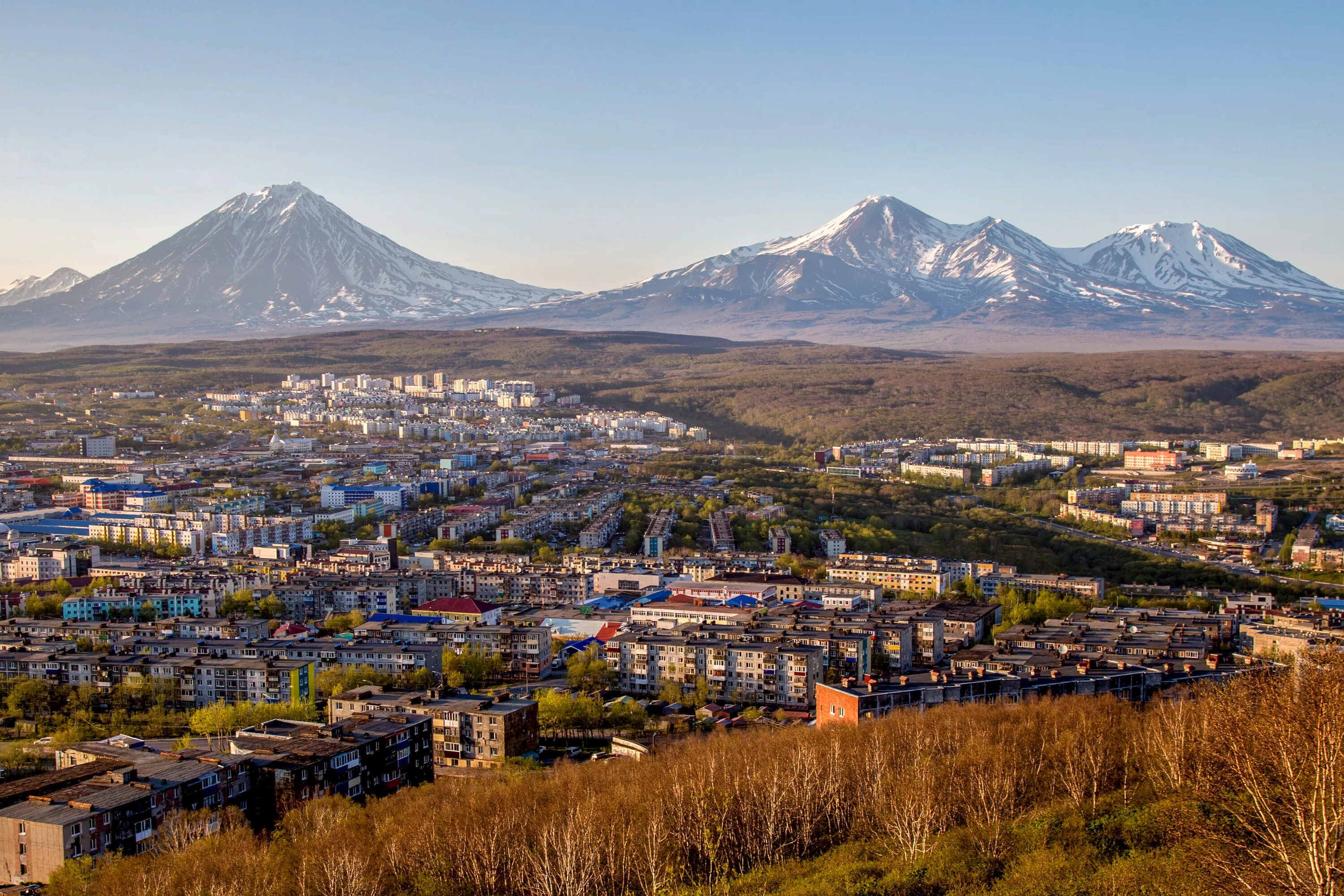 Камчатка города и поселки. Камчатка город петропавловск камчатский. петропавловск – камчатский – столица корякского автономного округа. петропавловск камчатка население. поселок эссо камчатка.