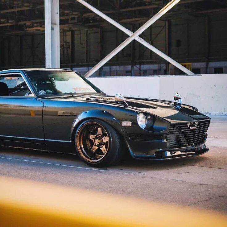 S 30 32. Nissan Fairlady z s30. Nissan Fairlady 280z. Диски для Fairlady z s30. Datsun 280z в обвесе.