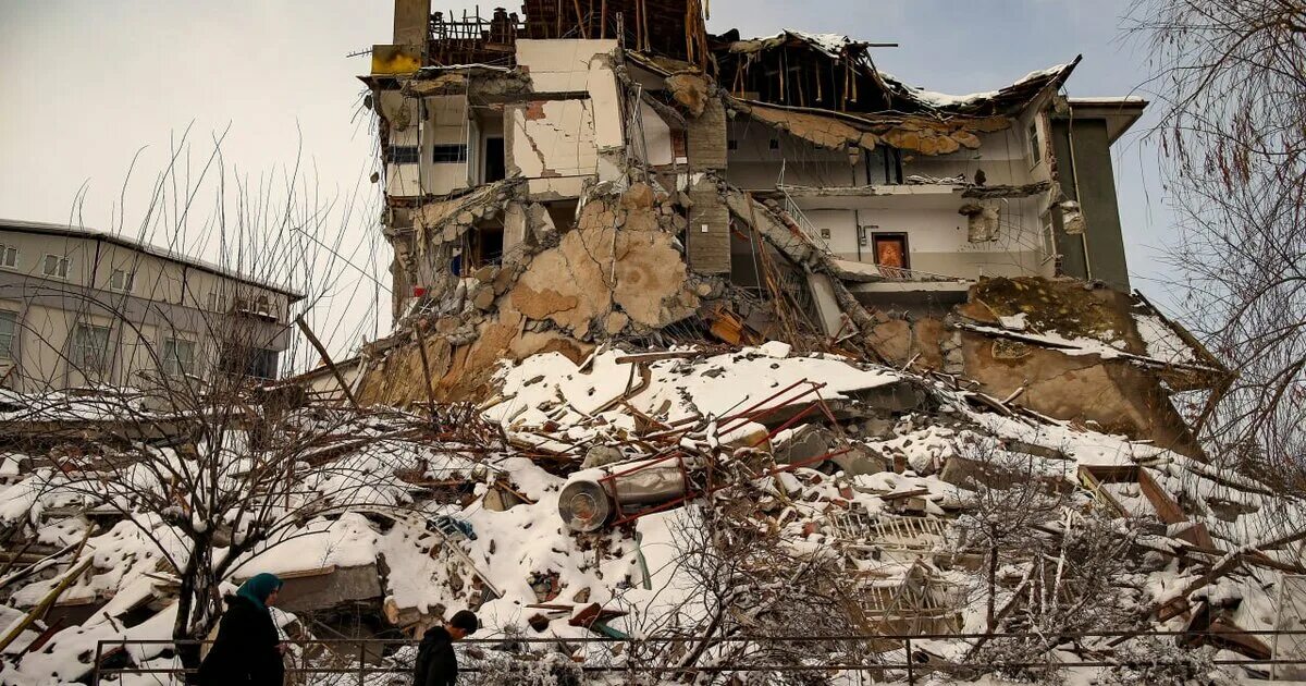 Землетрясения за последний час. Землетрясение в Турции 2023. Разрушенные дома. Стихийные бедствия. Землетрясение 6 февраля 2023.