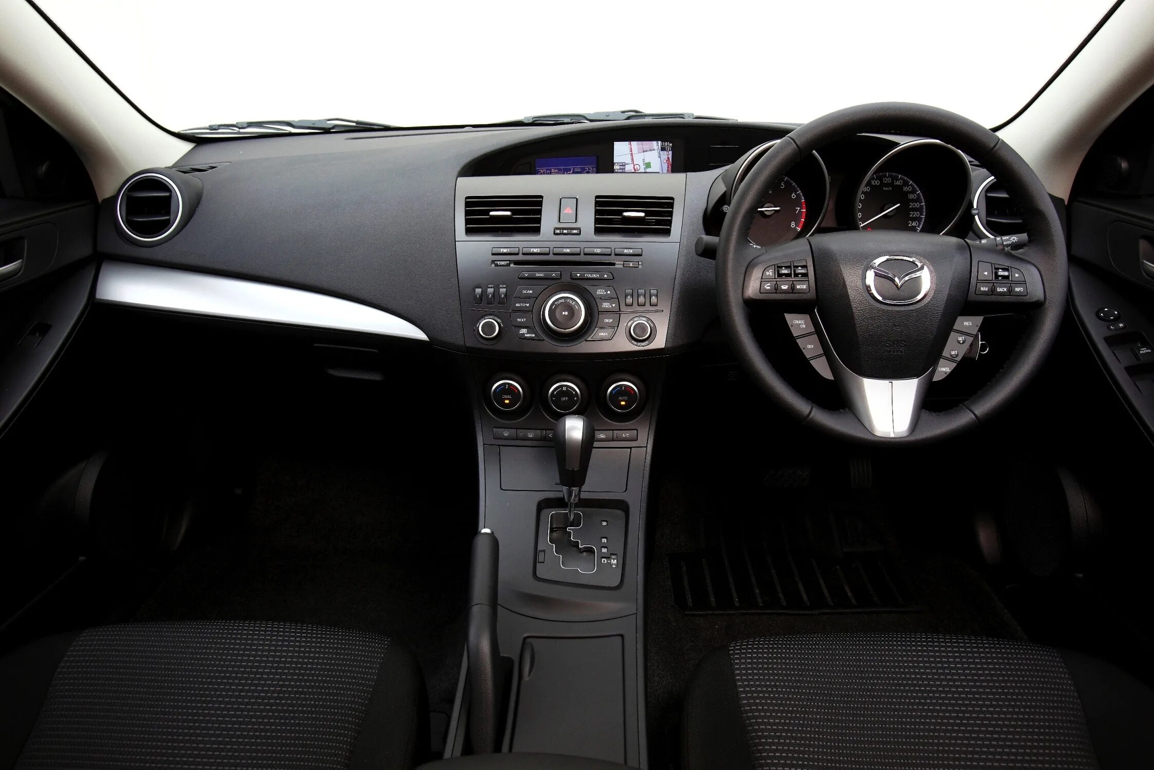 Мазда 3 правый руль. Мазда Аксела 2012. 2010 Mazda 3 Interior. Mazda 3 2009 салон. Mazda 3 BL.