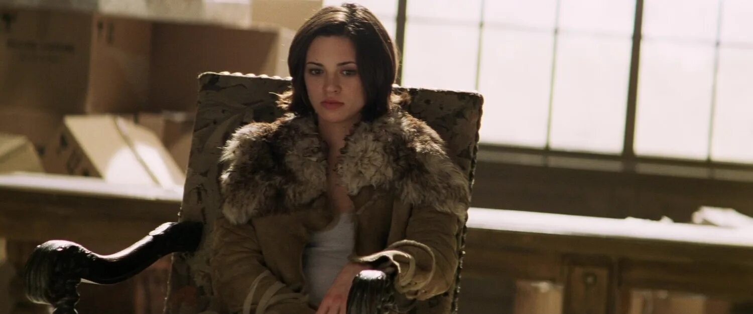 Азия Ардженто В Коротком Платье – Три Икса (2002)