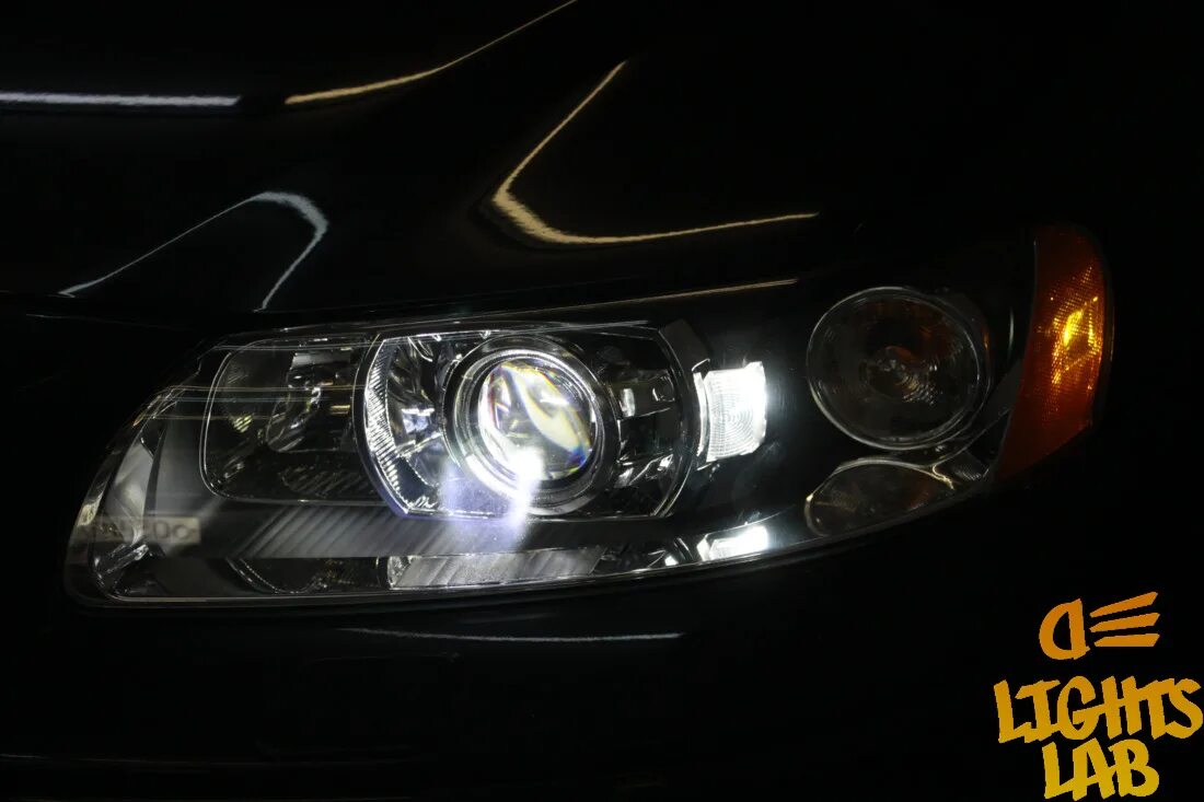 Фара volvo s60. Volvo s60 Headlamp Tuning. Фары Вольво s60 2007. Лампы передних фар Volvo s60 2007. Тюнингованные фары Вольво s60.