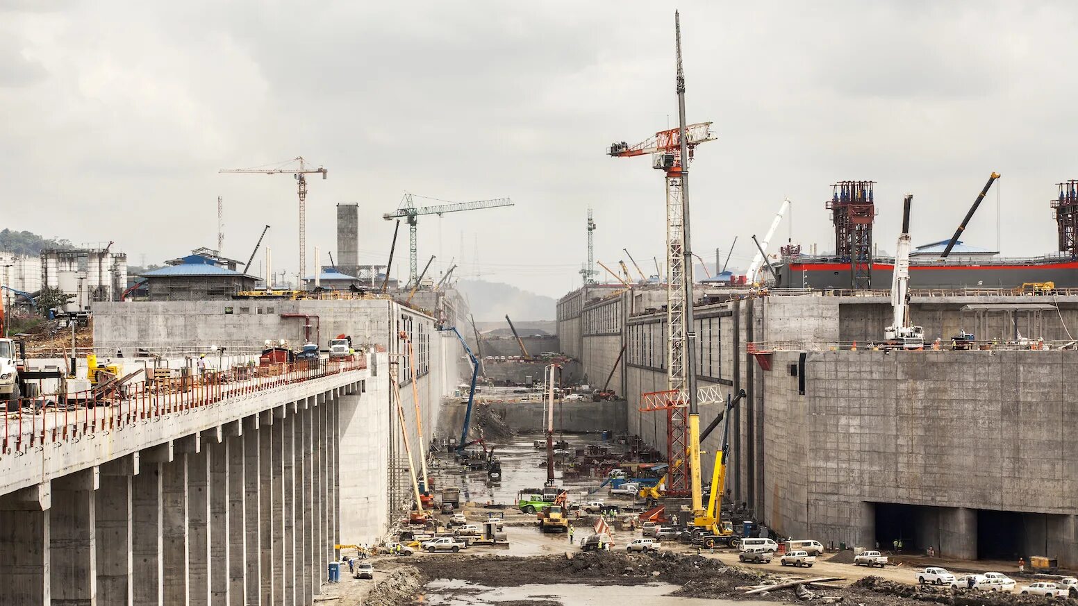 Каналы стройка. 1904 сооружение панамского канала. Панамский канал стройка. Цкад мост через канал имени москвы. Цкад 3 мост через канал им москвы.