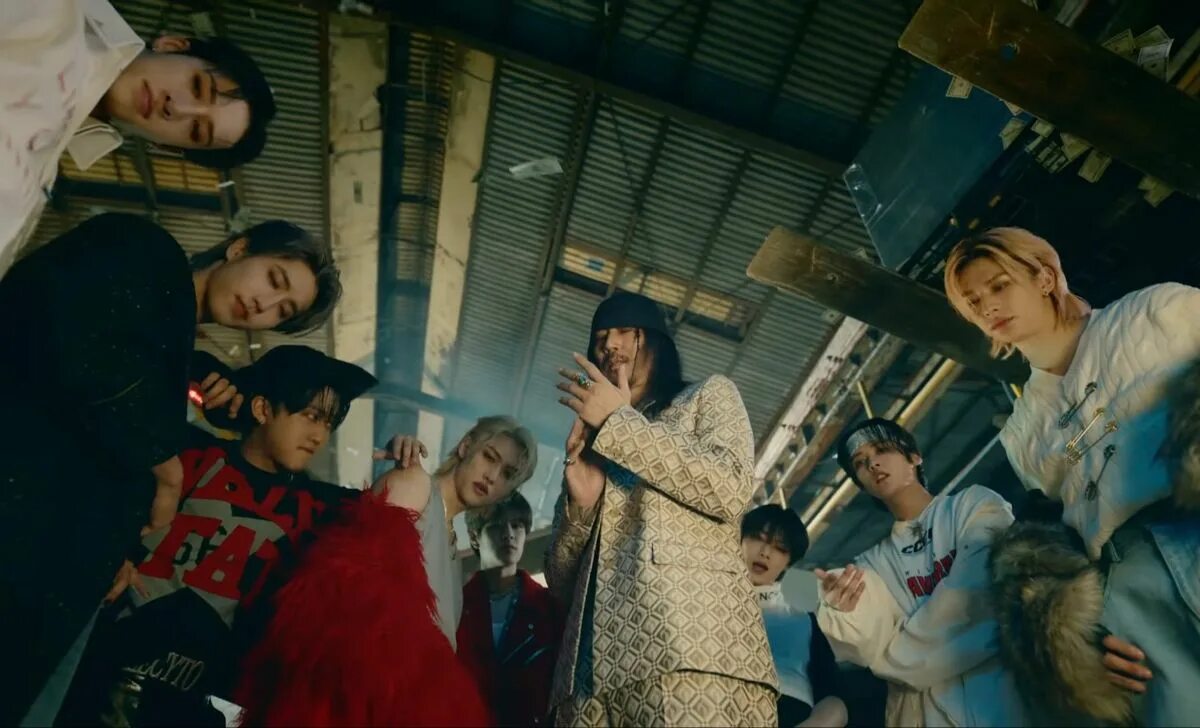 Stray kids эра 5star. Клипы стрей кидс с класс. Клипы стрей кидс с класс. Клипы стрей кидс с класс. Клипы стрей кидс с класс.