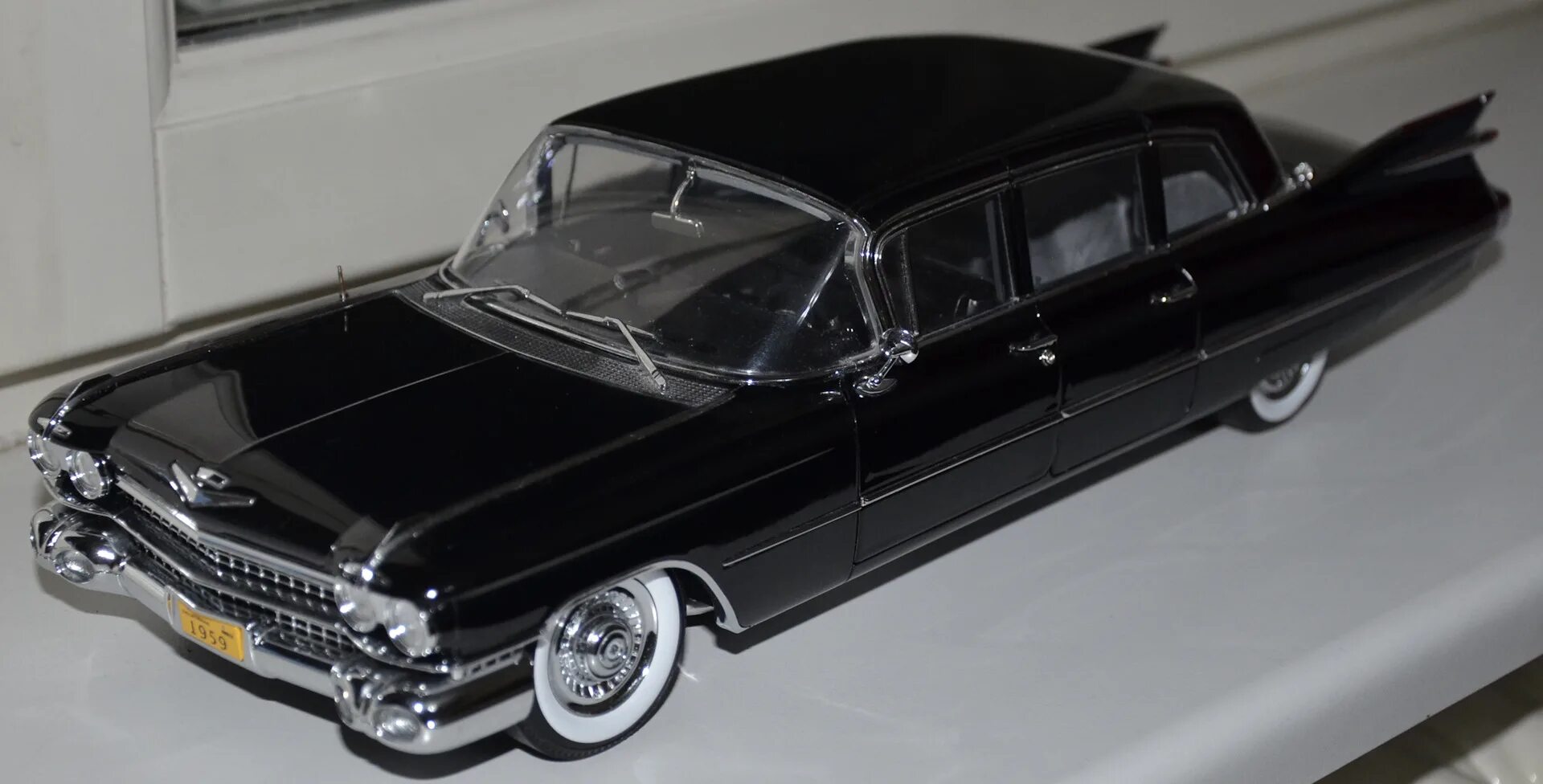 Cadillac Fleetwood 1 18. Кадиллак 1/18 1959. Cadillac - Fleetwood 75 Limousine 1958 1:18 bos-models. 1/18 Cadillac s&s Limousine 1966 (Precision min.). Explorer series 75