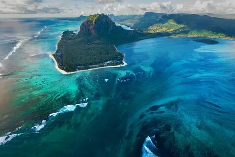 Подводный водопад маврикий фото