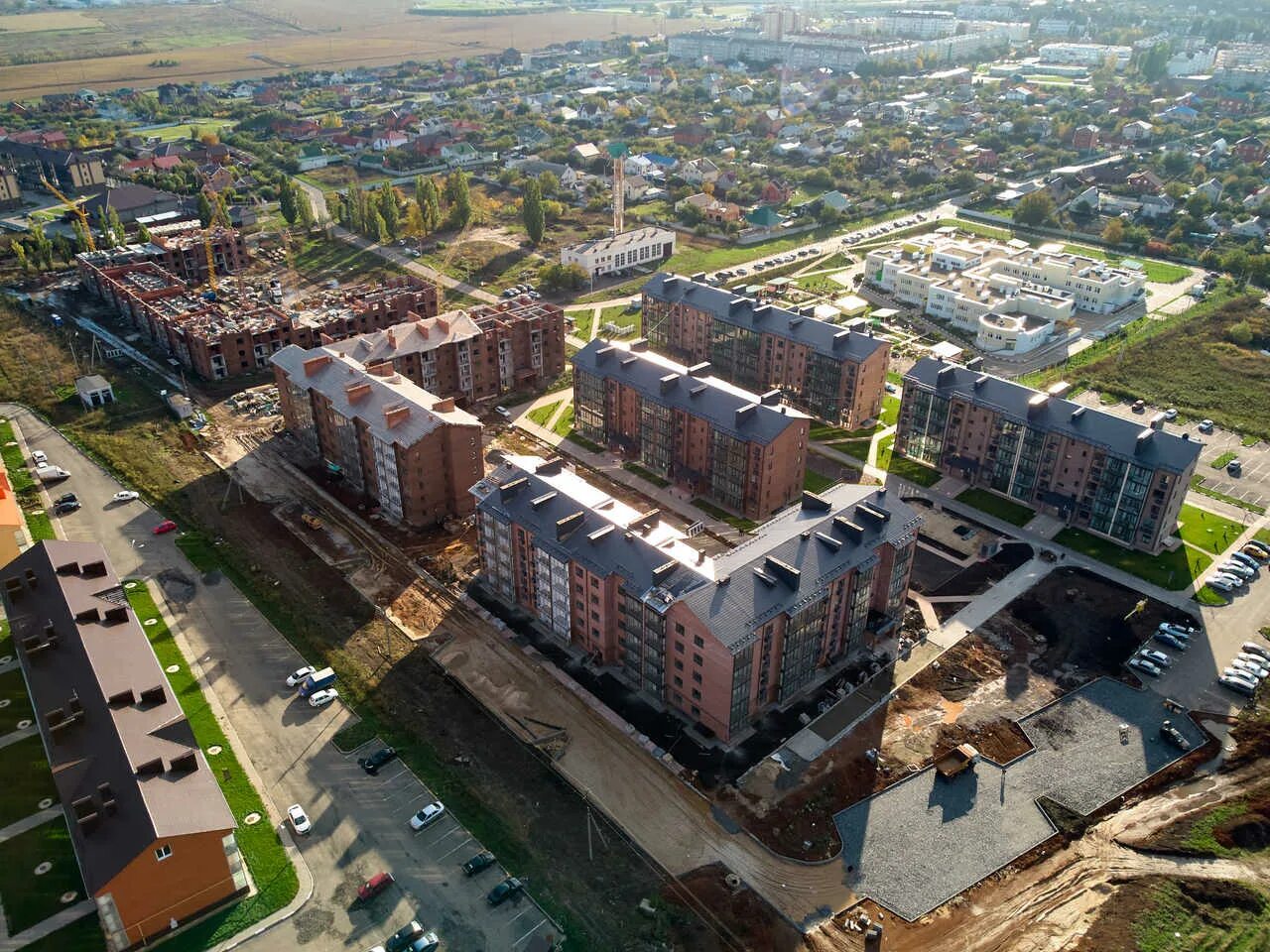 Купить квартиру в северном белгородского. Браер парк Белгород Северный. Белгород окраины. Посёлок Северный Белгородская область. Микрорайон Центральный Северный Белгород.