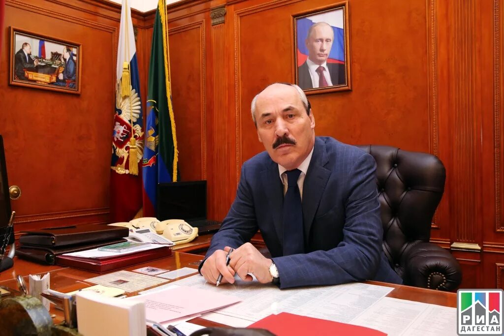 Глава дагестана рамазан абдулатипов. Меликов глава дагестана. Глава дагестанской. Глава дагестанской. Глава дагестанской.