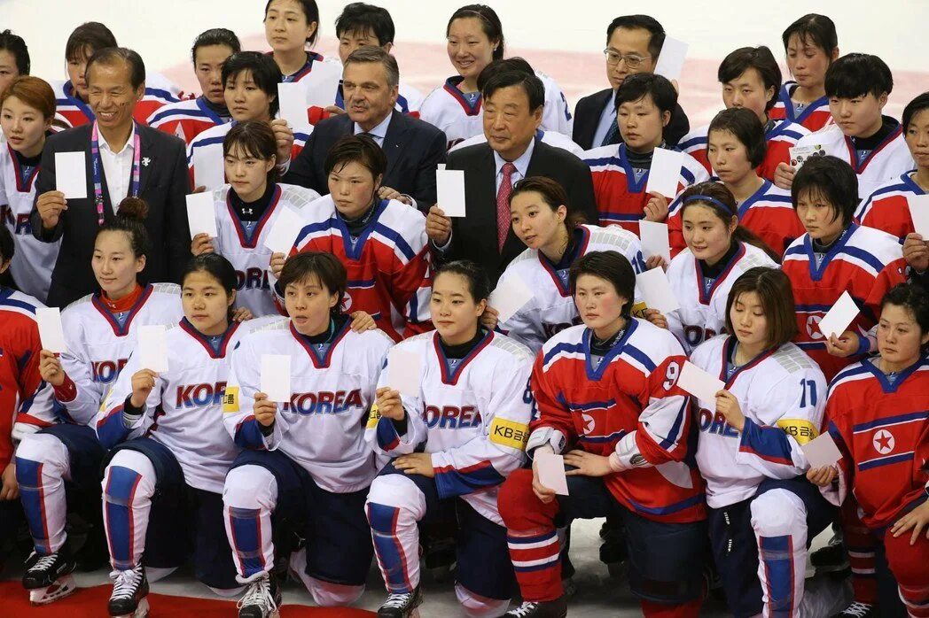 Спортсмены южной кореи. Спортсмены Северной Кореи. Олимпийская сборная Северной Кореи.