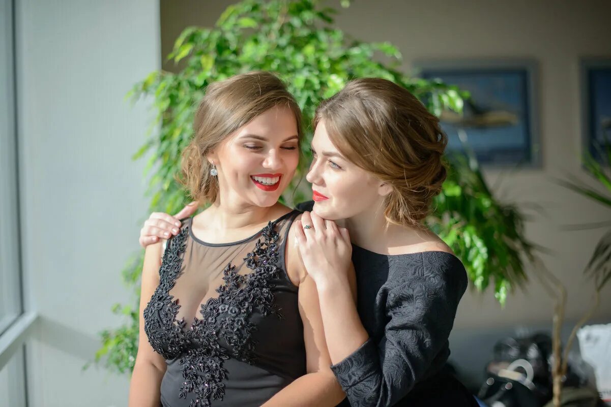 Форум подружек. Форум подружек. Лучшие подруги. Три подруги на охоте. Фотосессия подружек.