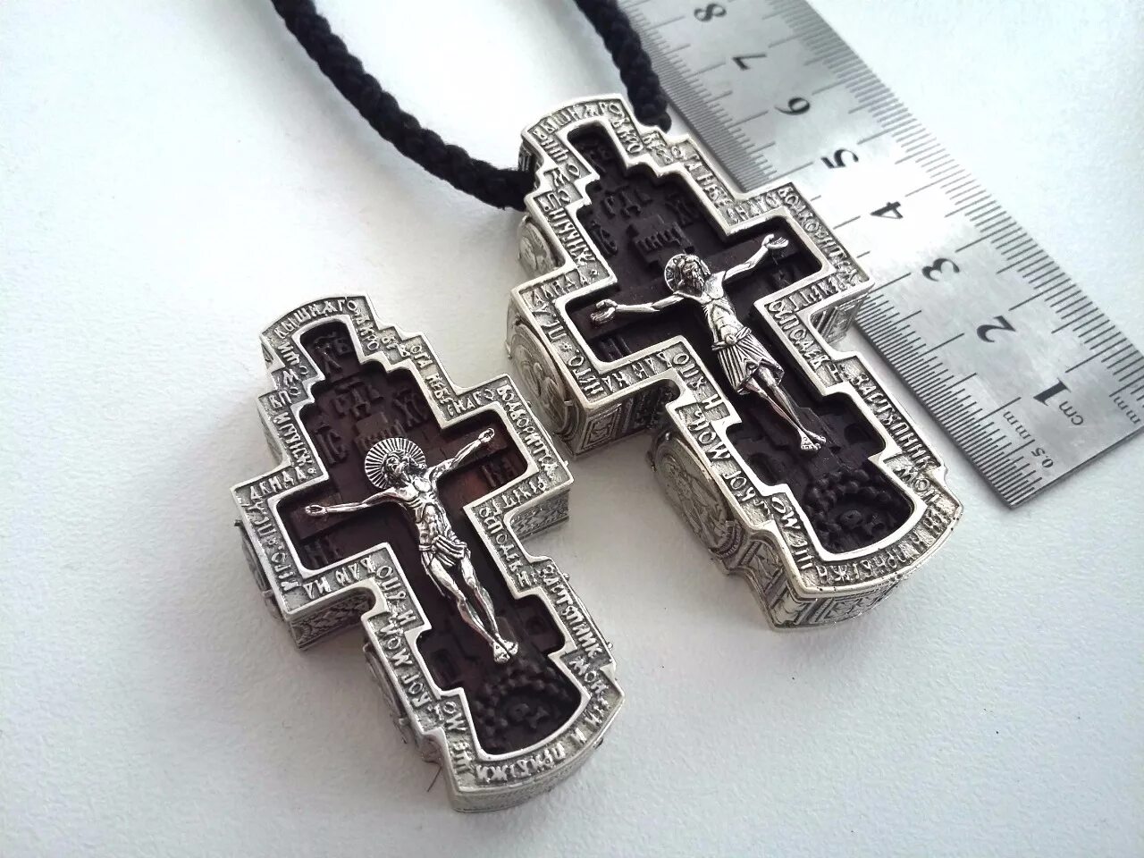 Православные кресты нательные серебро дерево. Крест наперсный серебро. Ортодокс крестик резной. Ортодокс кресты наперсные.