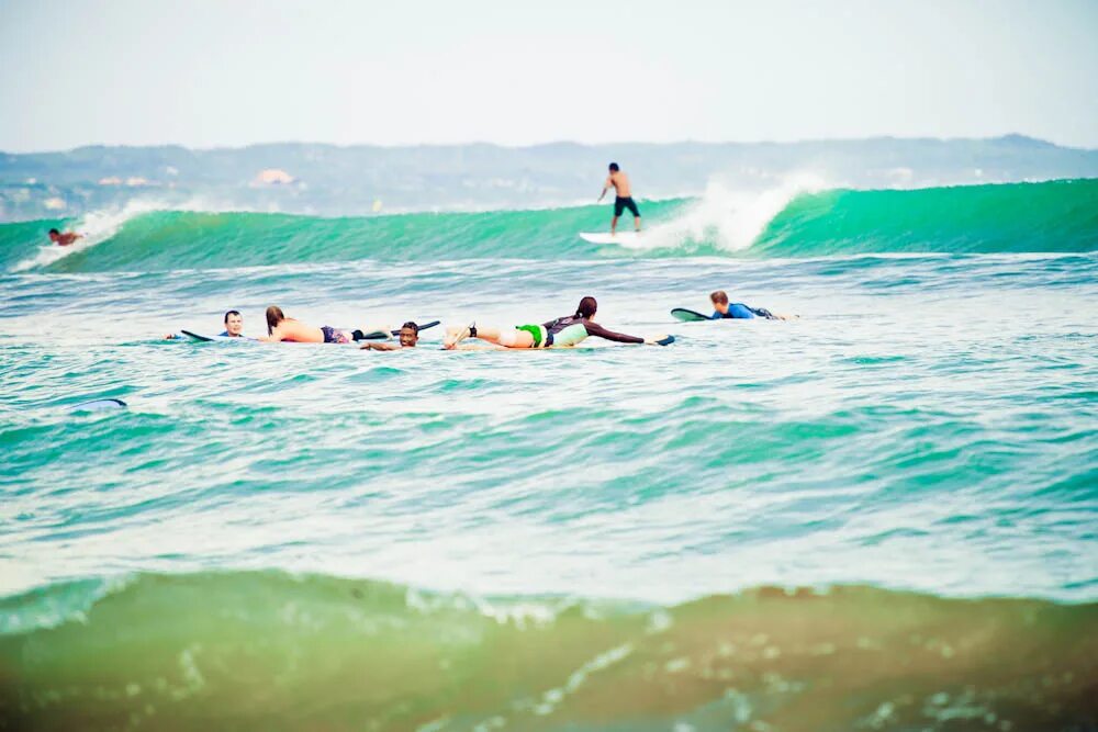 Серфлагерь. Серфлагерь. Сёрф лагерь на горьковском море. Серф лагерь нижний новгород. Серф лагерь нижний новгород горьковское море.