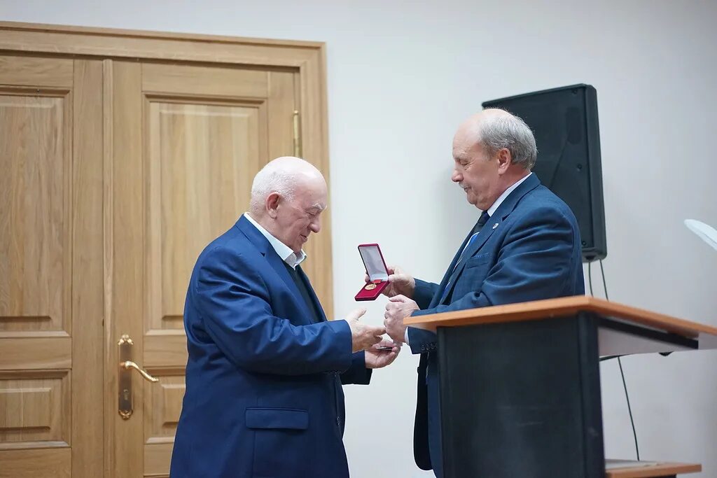 Пленум 16 2025. Пленум правления союза писателей. протокол пленум правления союза писателей. заседание пленума правления.