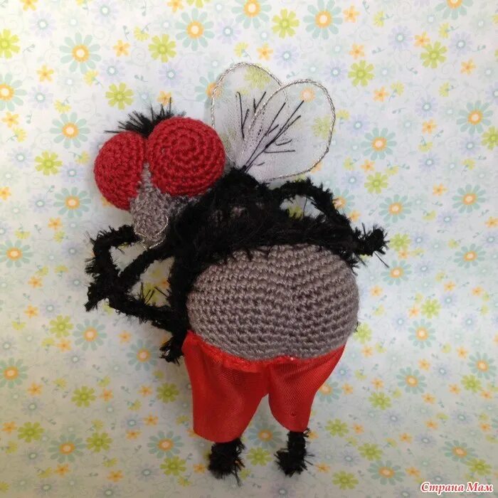 Как связать муху крючком схемы вязания Abeja de Crochet Paso a Paso Patrones Crochet Abeja de ganchillo, Patrón pendi