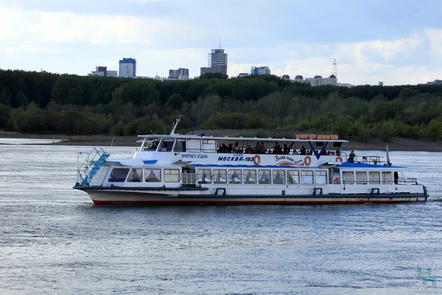 теплоходы в москве на северном речном вокзале. теплоход москва 1 северный речной вокзал. теплоход южный речной вокзал. северный речной вокзал углич на теплоходе. теплоход «рио-1» (северный речной вокзал).