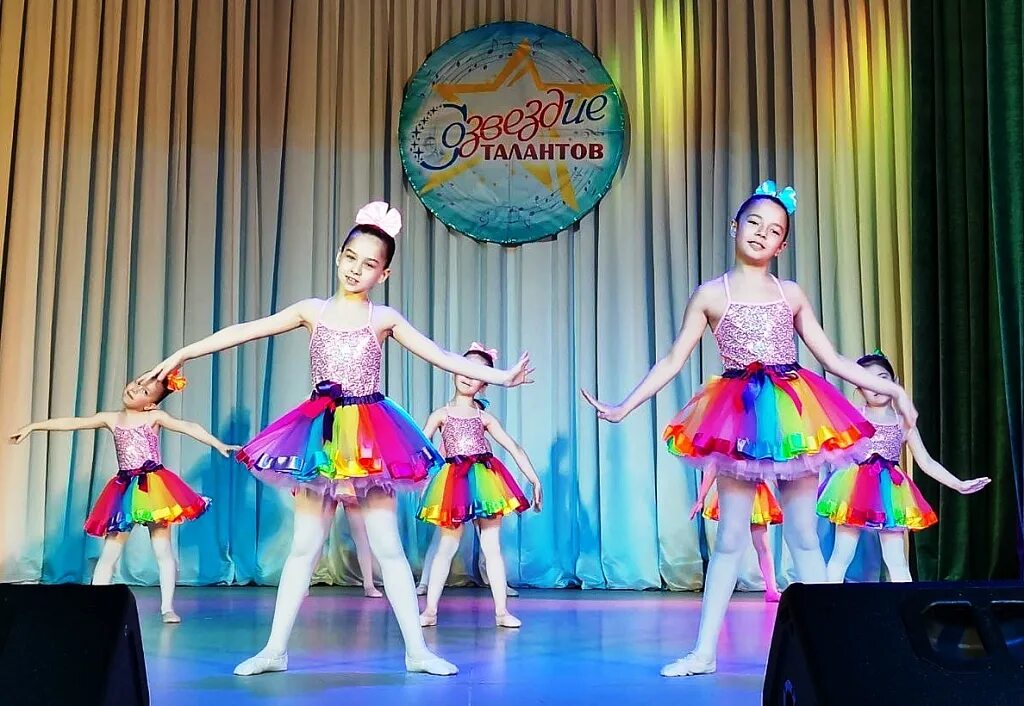 картинка созвездие талантов. созвездие детских талантов. созвездие одаренные дети. созвездие талантов конкурс. афиша на фестиваль детского творчества созвездие талантов.