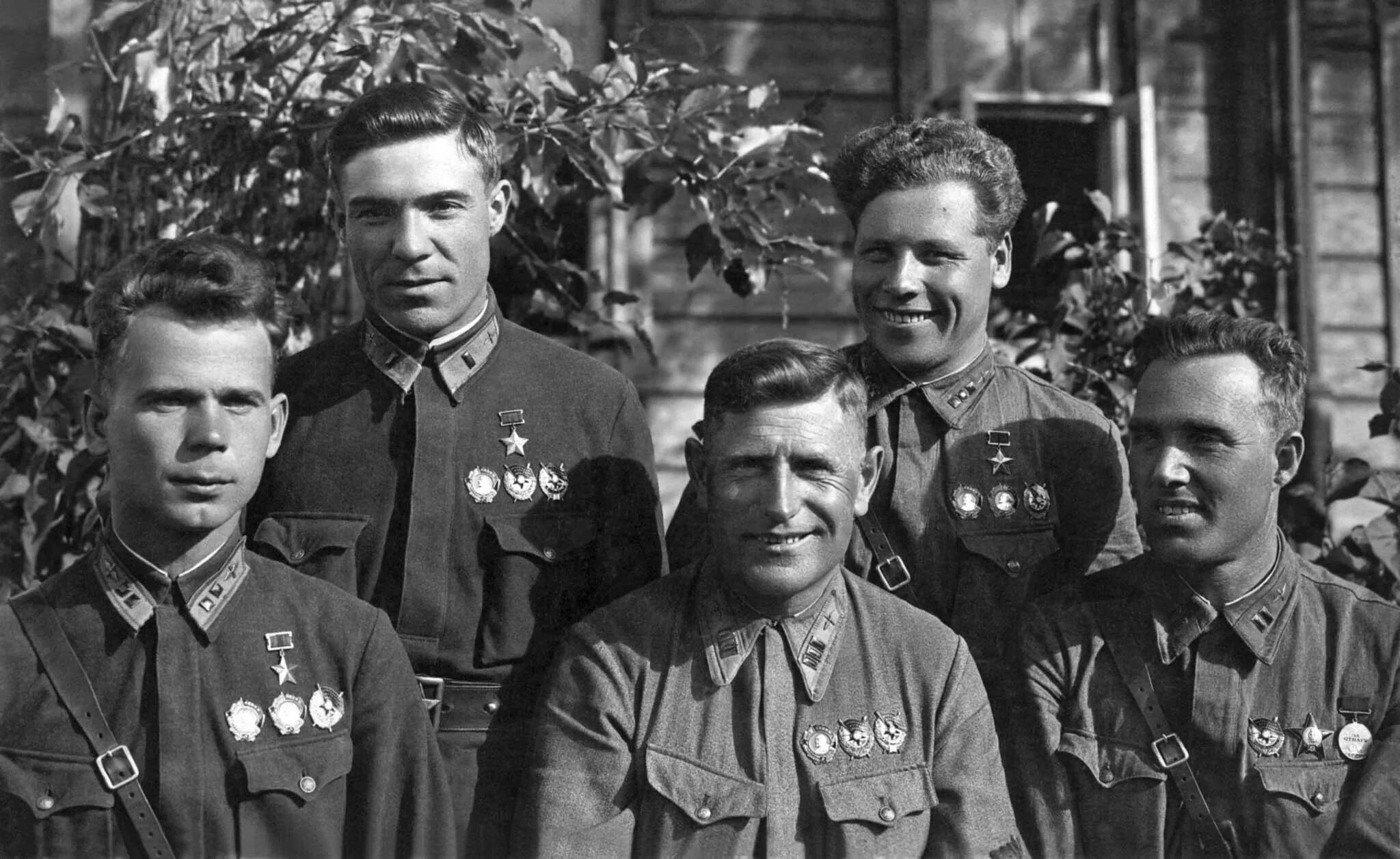 Летчики 1941-1945 Махалин. Фотографии солдат Великой Отечественной войны 1941-1945. Фото военных лет 1945