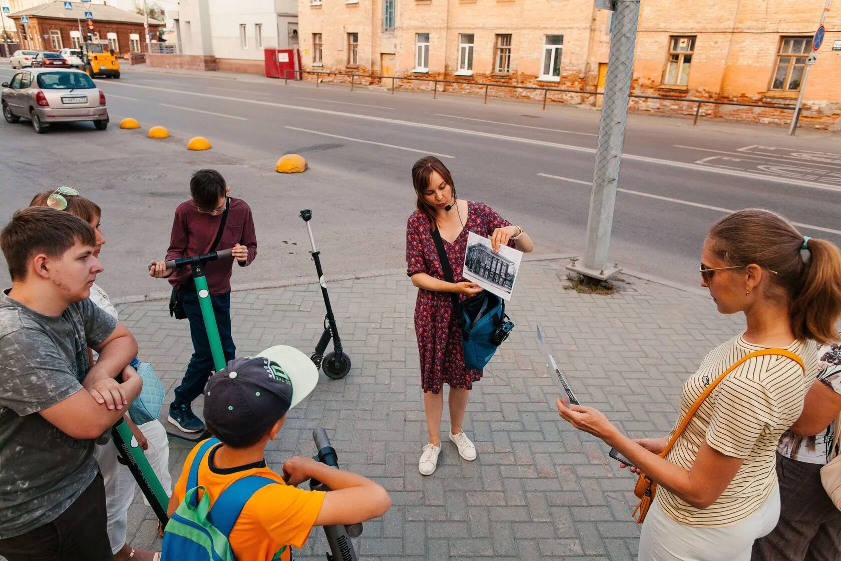 Tour тюмень. Река тура тюмень. Экскурсия по тюмени. Тюмень обзорная экскурсия по городу тюмени. Река в тюмени на набережной.