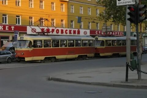 Трамваи уралмаш